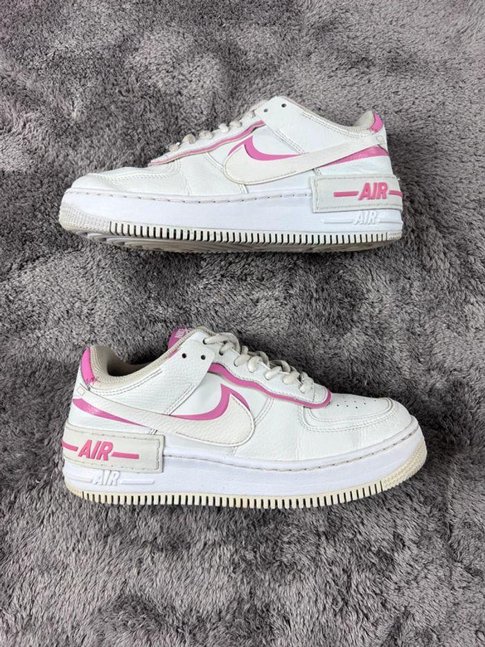 👟 Nike Air Force 1 Low Shadow Blanc et rose Pointure FR 40,5 US 9 👟 - photo numéro 1