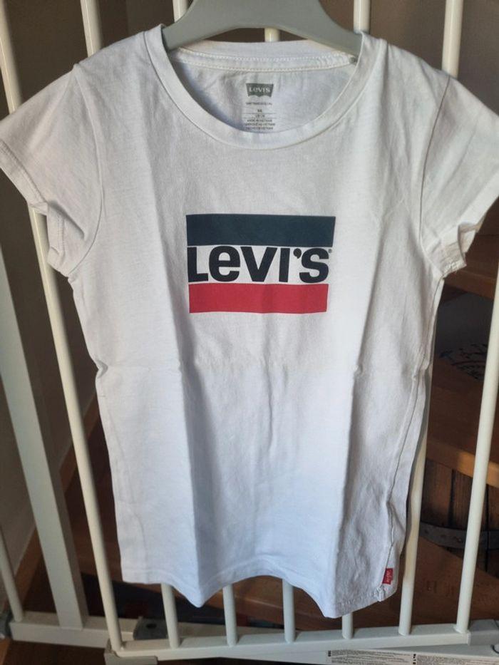 T-shirt Levi's - photo numéro 1