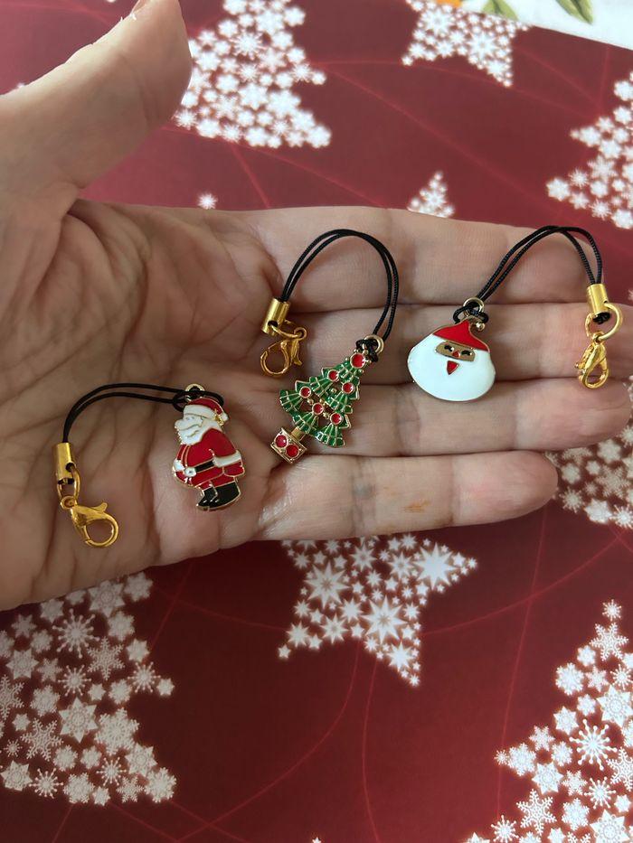 Un lot de trois breloques charms  de Noël - photo numéro 4