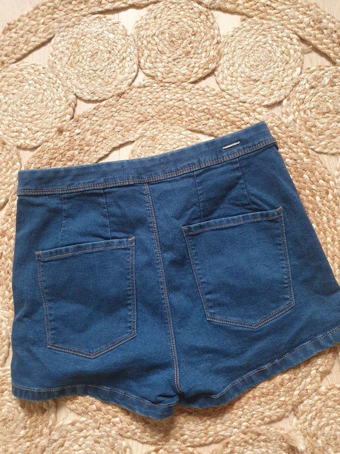 Short en jean bleu marine taille haute - Stradivarius - Taille L : 40 - photo numéro 4