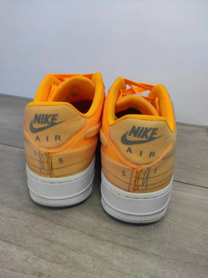 Nike Air Force 1 low Blueprint Laser Orange pointure 41 comme neuves - photo numéro 5