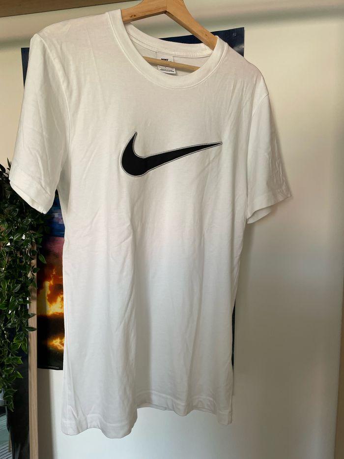 Lot de 2 tee shirt Nike - photo numéro 3