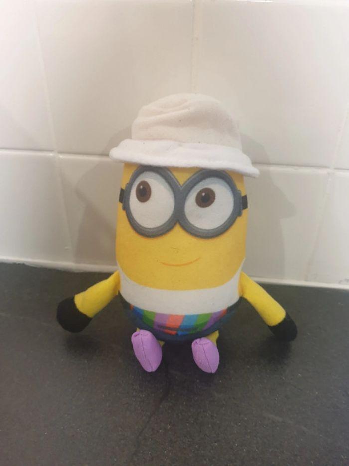 Peluche minion - photo numéro 1