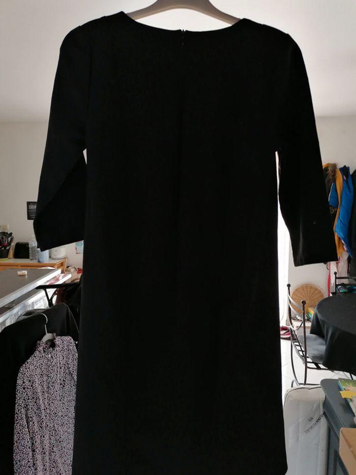 Robe noire manches trois quart taille L - photo numéro 2