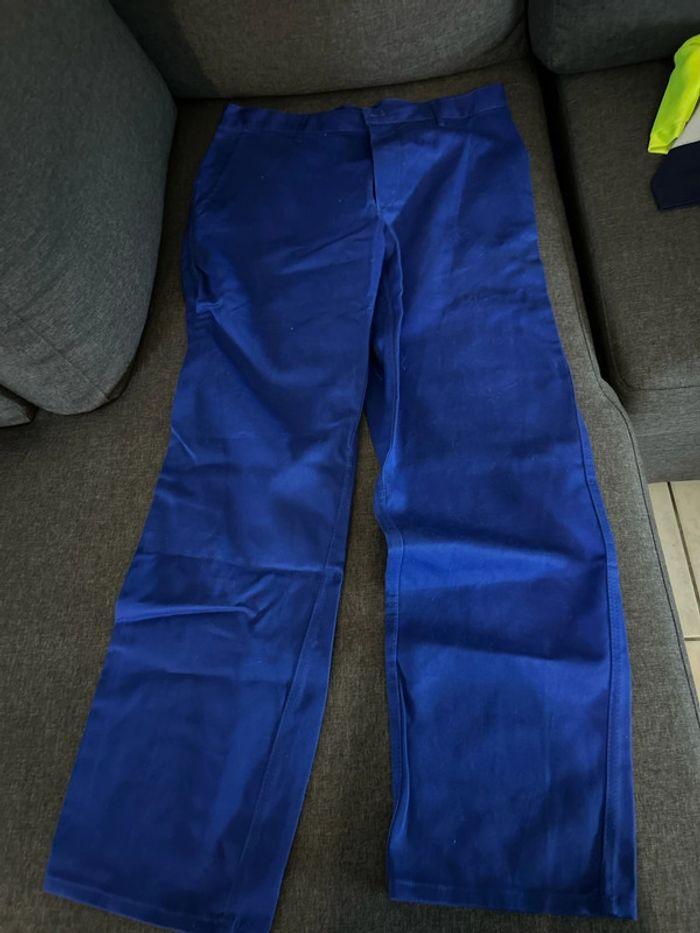 Pantalon bleu de travail - photo numéro 1