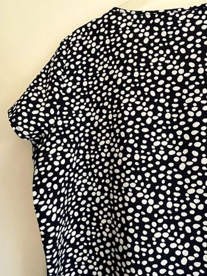 Blouse fluide manches courtes bleu marine à motifs blancs taille S Vero Moda - photo numéro 12