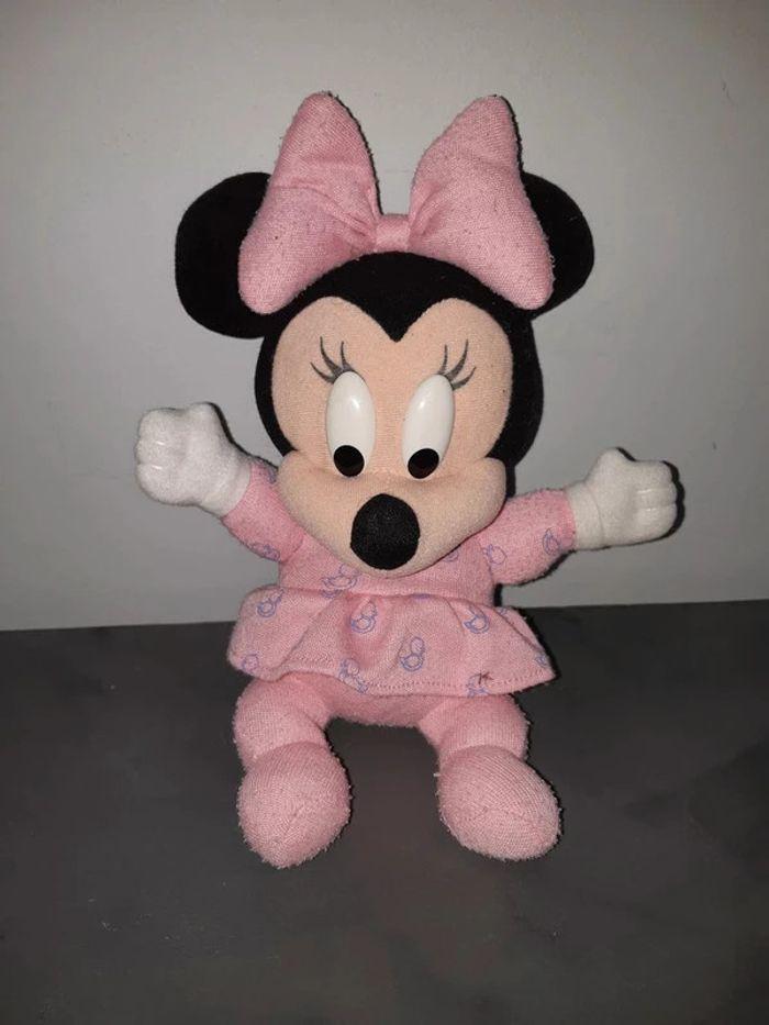 Peluche Minnie Fisher Price