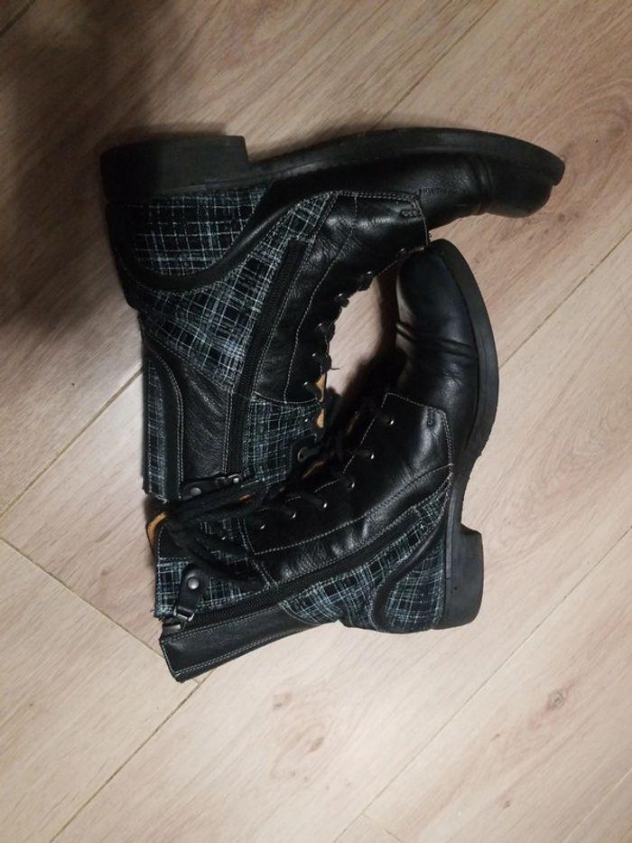 Jolies bottines cuir et tartan - photo numéro 2