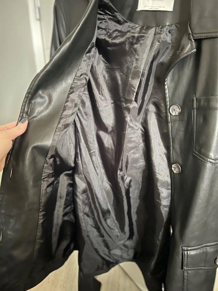 Veste chemise simili cuir stradivarius taille S - photo numéro 8