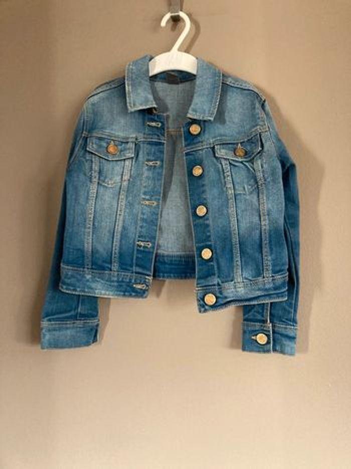 Zara Kids veste en jean 4-5ans - photo numéro 1