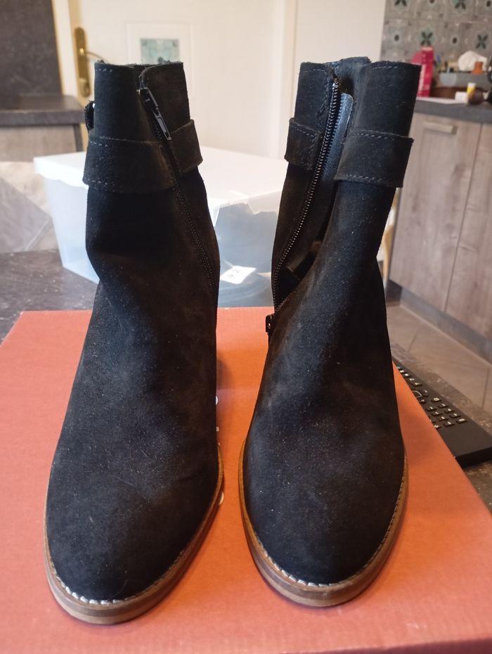 Neuf dans sa boîte bottines talon cuir nubuck noir 37 marque Tipo Alto - photo numéro 2