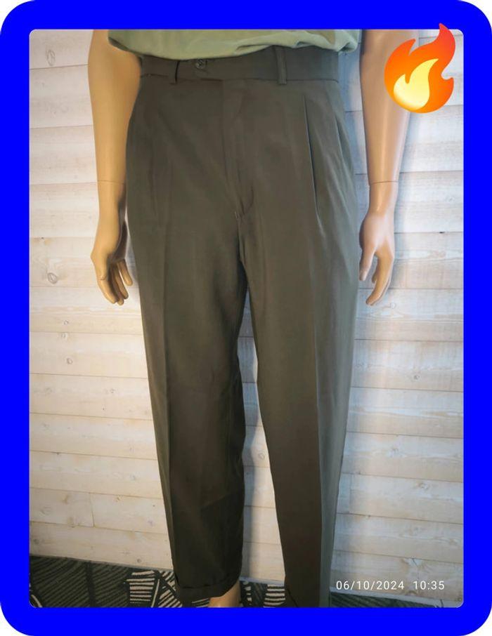 Pantalon vintage de ville vert olive  st Michael taille 38 (s) - photo numéro 3