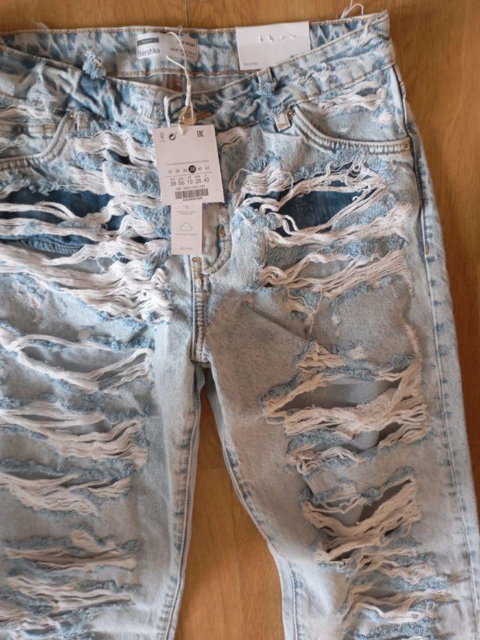 Jean destroy Bershka t38 - photo numéro 3