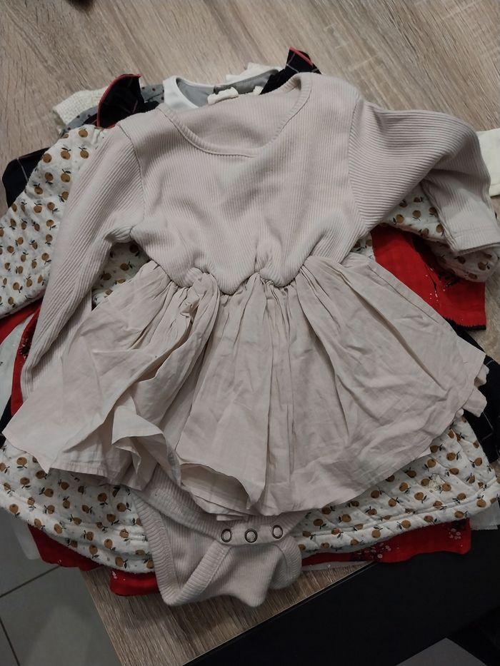 Lot vêtements 12 mois fille 8 pièces, robe Petit Bateau,  Jacadi - photo numéro 9