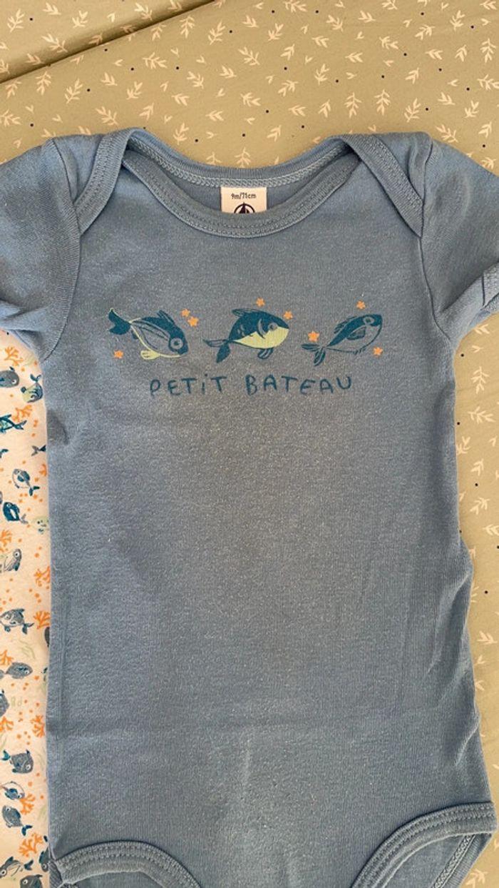 Lot 3 bodies Petit bateau 9 mois - photo numéro 4