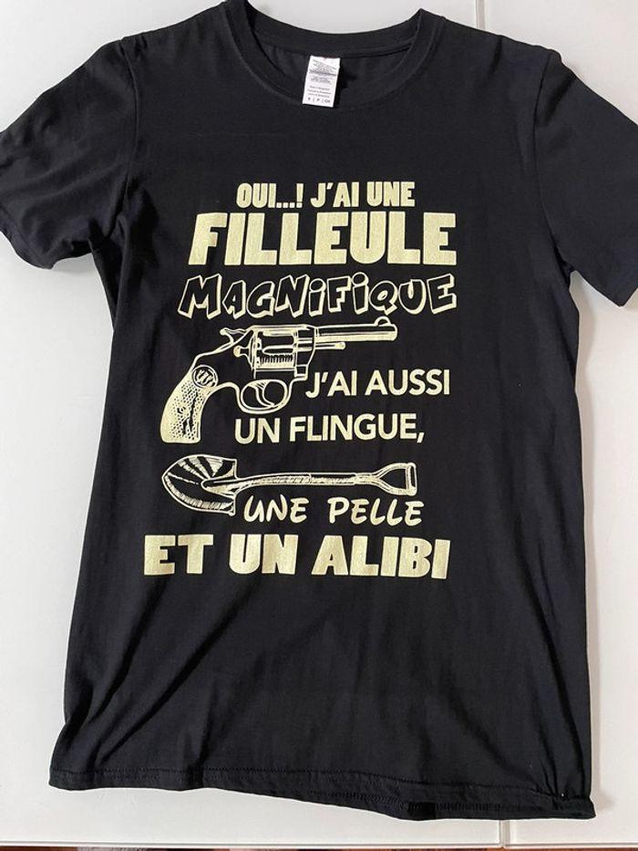 T Shirt neuf - photo numéro 1