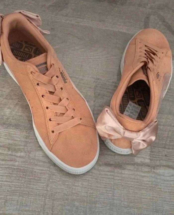 Baskets puma avec nœuds taille 39 neuves - photo numéro 2