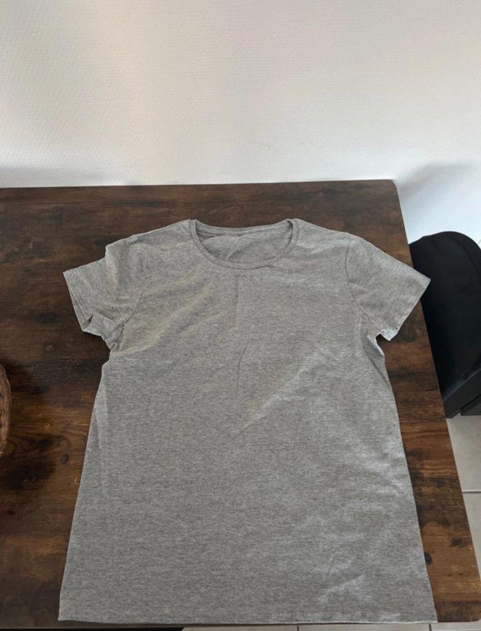 T-shirt gris simple - photo numéro 2