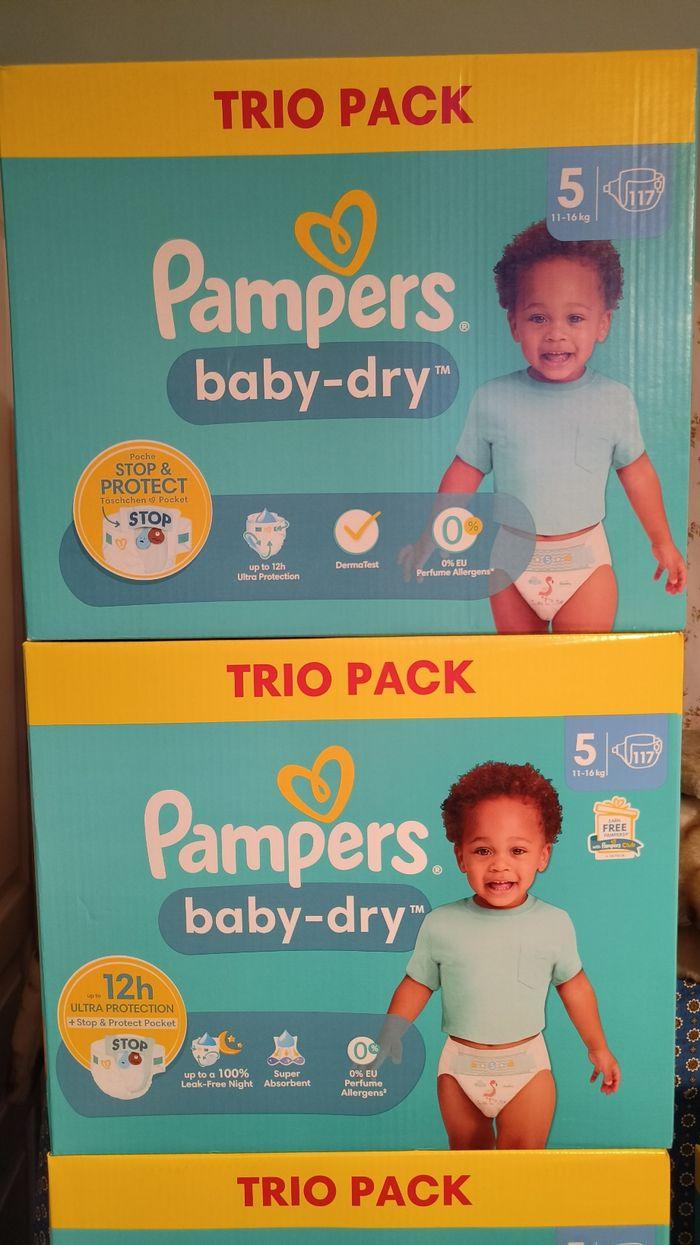 Couches Pampers 2 trio pack Pampers baby dry taille 5