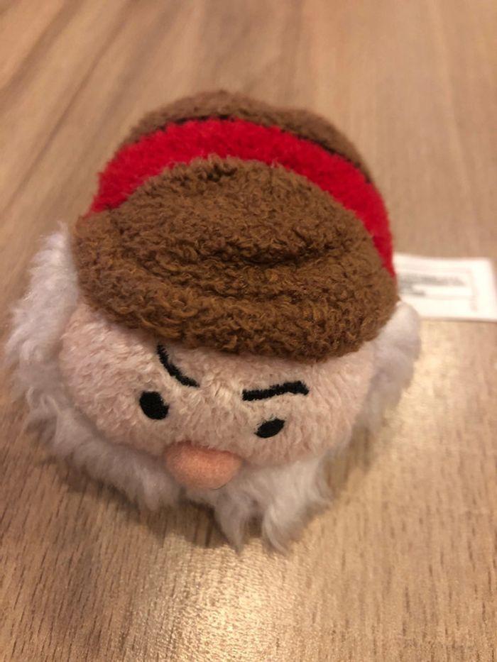 Peluche tsum tsum Disney Grincheux - photo numéro 2