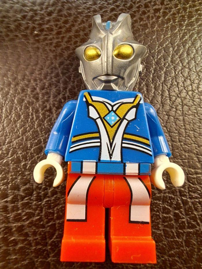 Figurine Lego compatible Ultraman - photo numéro 1