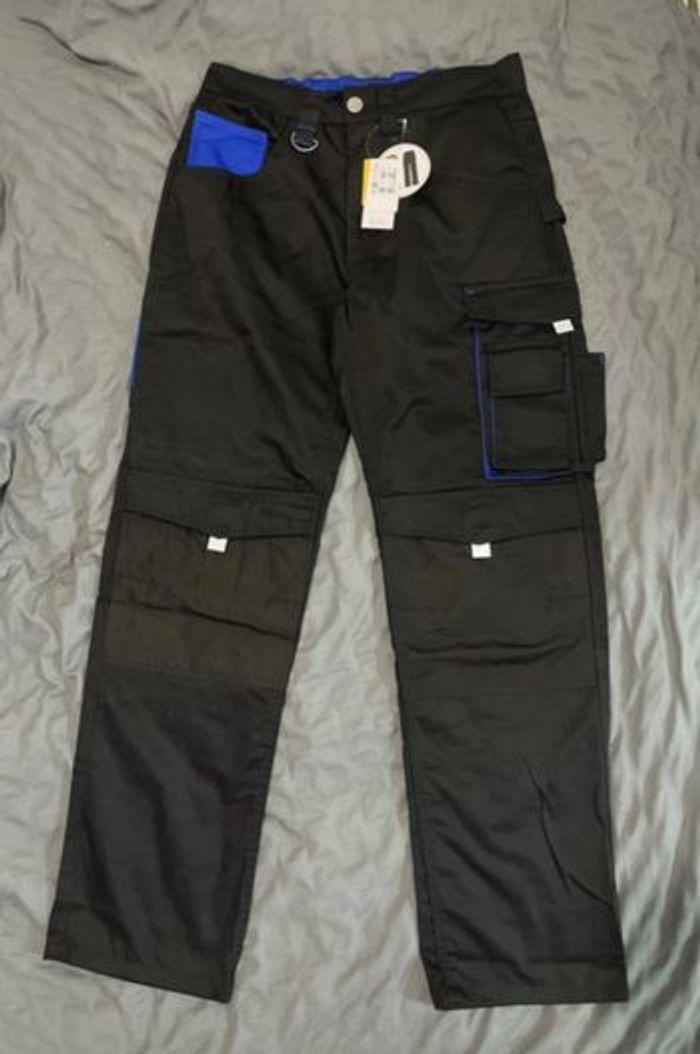 Pantalon de travail Taille M - photo numéro 1