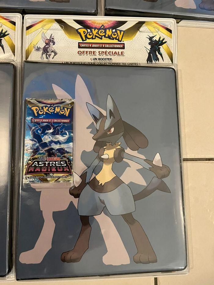 Porte folio + booster Pokémon astres radieux lucario - photo numéro 3