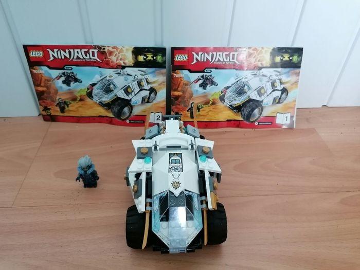 Livre lego ninjago 70588