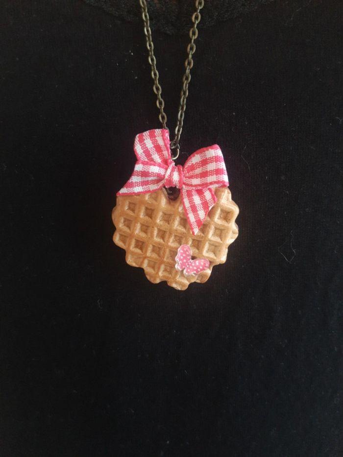 collier long doré gaufre biscuit coeur miniature - photo numéro 10