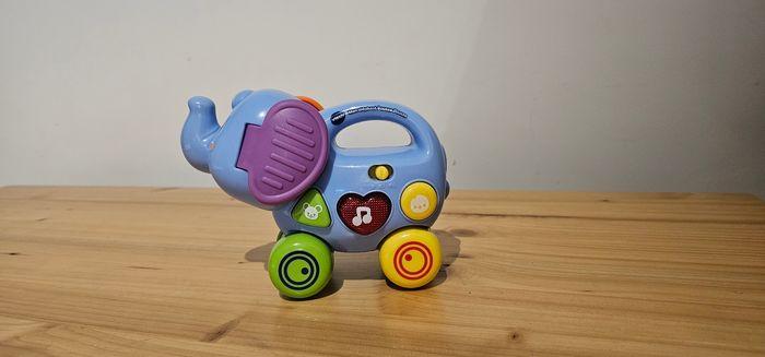 Vtech éléphant pousse pousse - photo numéro 1