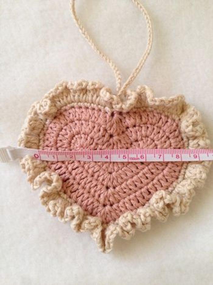 Pochette coeur au crochet - photo numéro 8