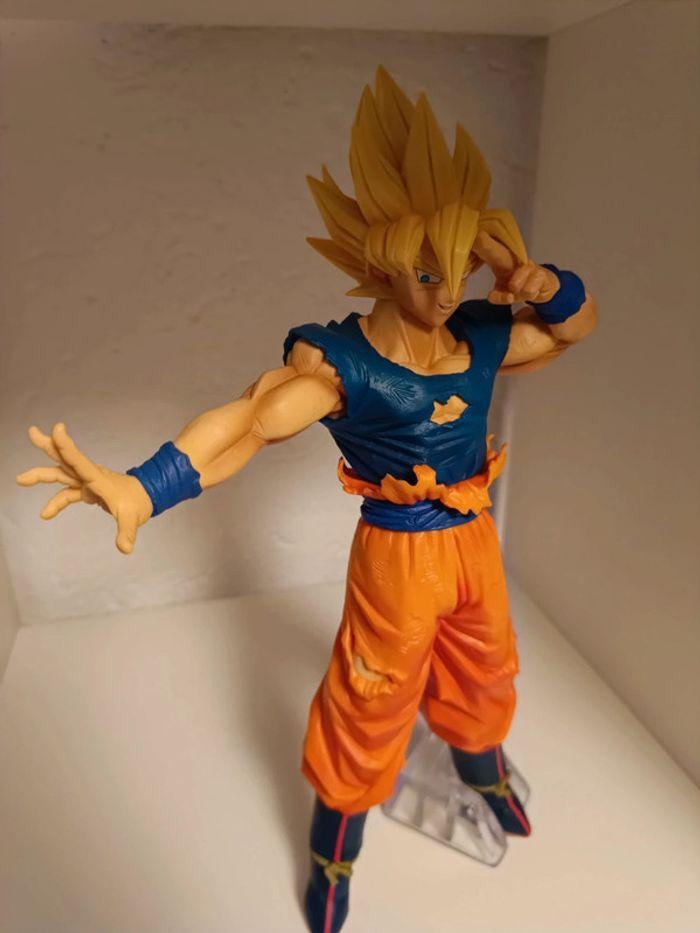 Figurine dragon ball goku - photo numéro 2