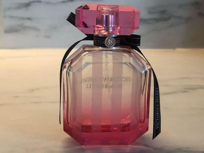 Flacon de parfum vide victoria secret - photo numéro 2