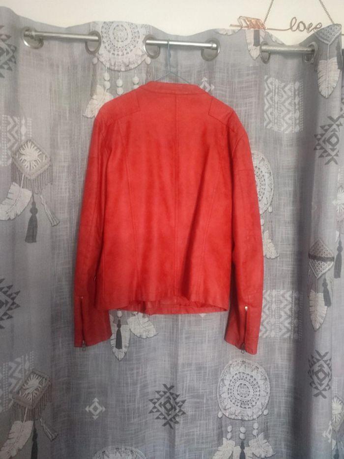 Manteau effet cuir rouge - photo numéro 2