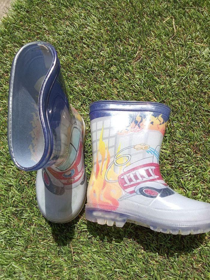 Paire de bottes garçon pompiers lumineuses taille 23 - photo numéro 3