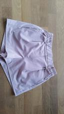 Short Bershka femme rose poudré 36 TBE