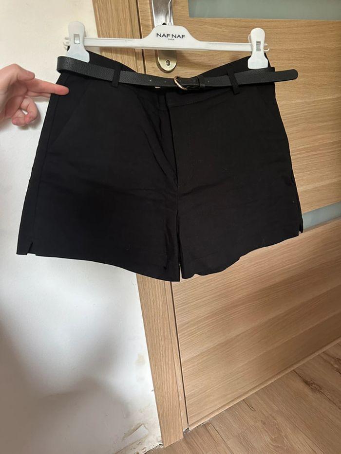 Short avec ceinture - photo numéro 1