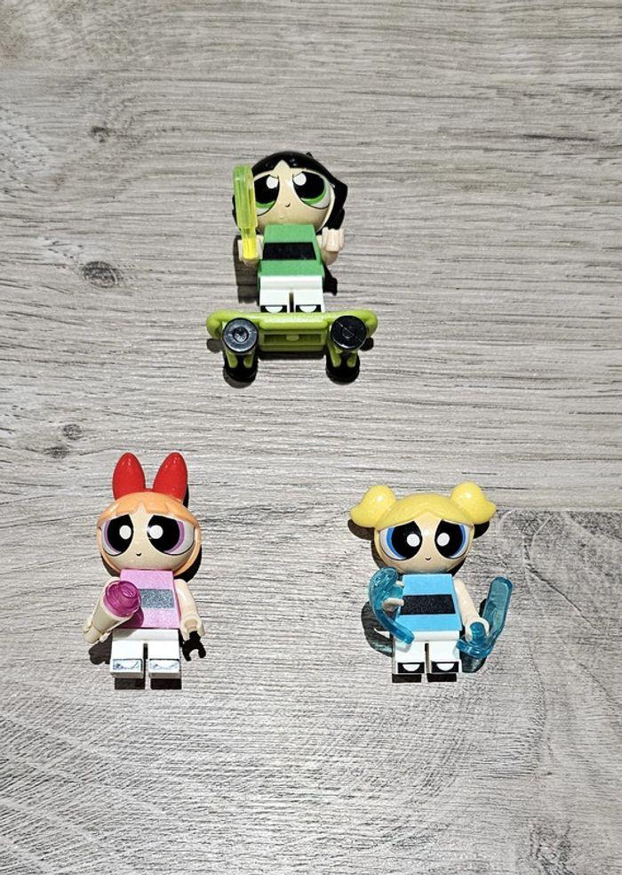 Lot de 3 minifigurines Supernanas : Belle, Bulle et Rebelle (compatible Lego) - photo numéro 1