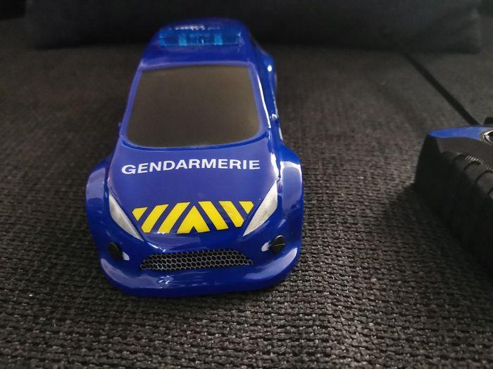 Voiture gendarmerie teleguidee radiocommandée - photo numéro 6