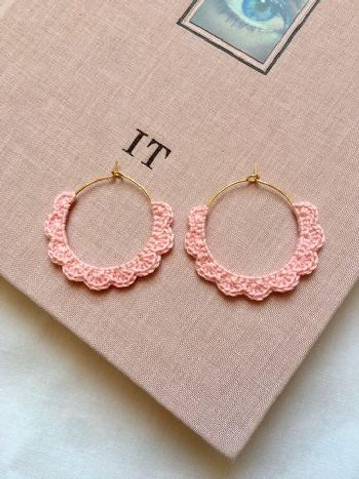 Boucles d‘oreilles crochet rose - photo numéro 1