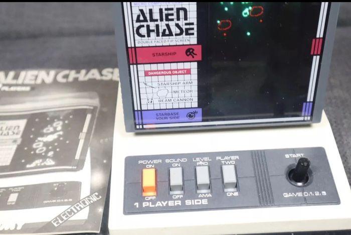 jeux vide tomy alien Chase rare - photo numéro 7