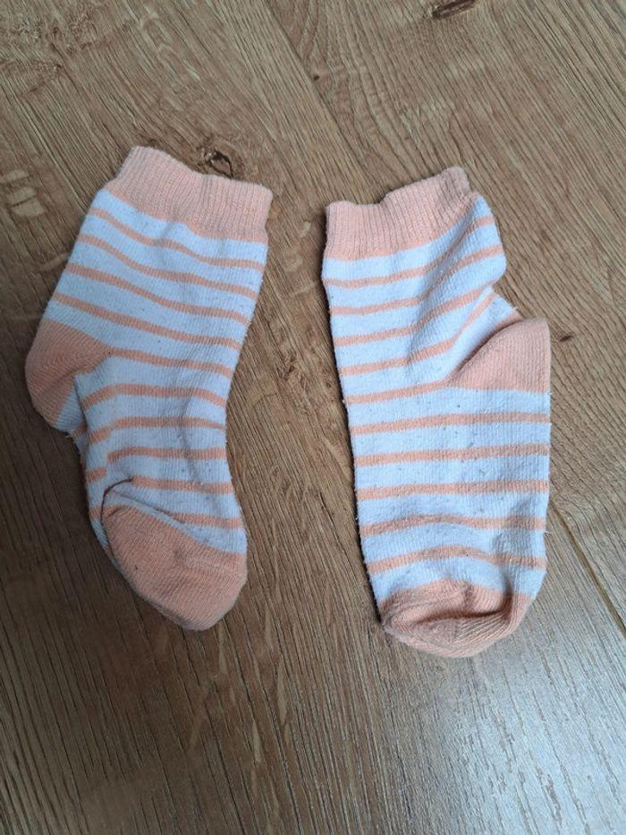 lot  paires de chaussettes 21-23 - photo numéro 8