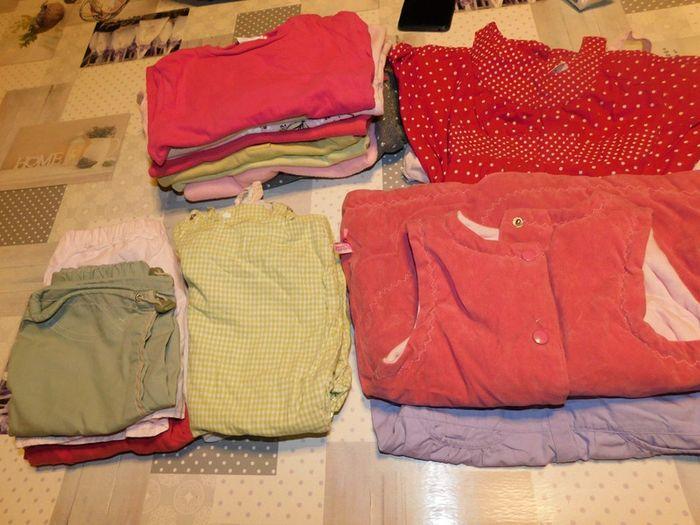 Lot vêtements taille 12 mois (23pcs) - photo numéro 2