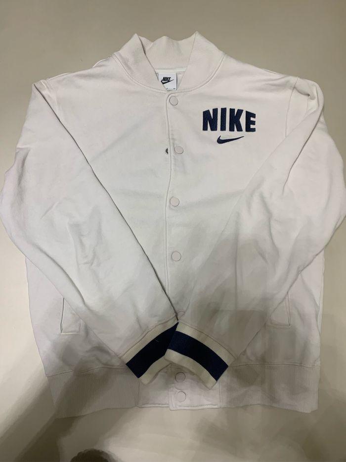 Veste nike - photo numéro 2