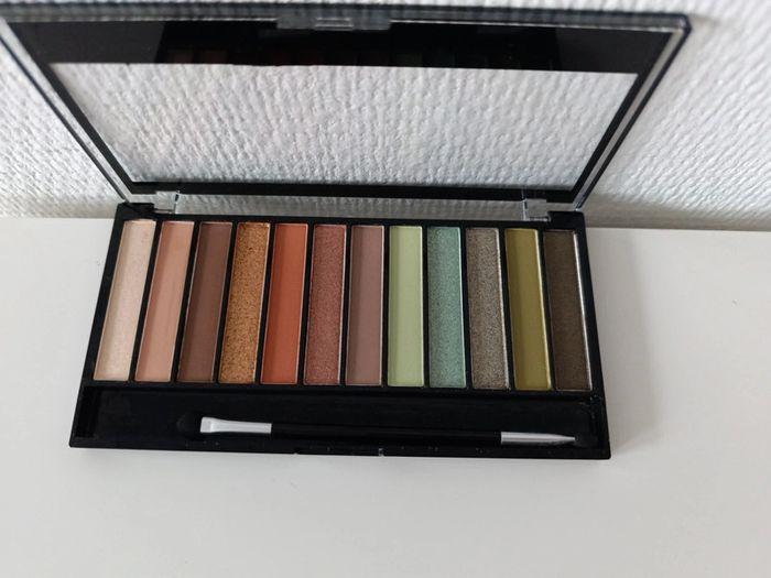 💄Palette Max&More 15 fards à paupières💄 - photo numéro 3