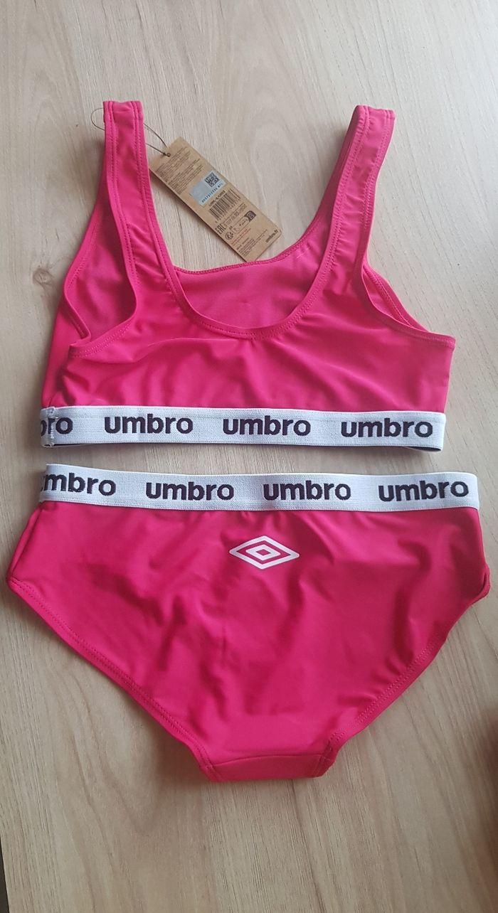 Maillot de bain Umbro neuf - photo numéro 2