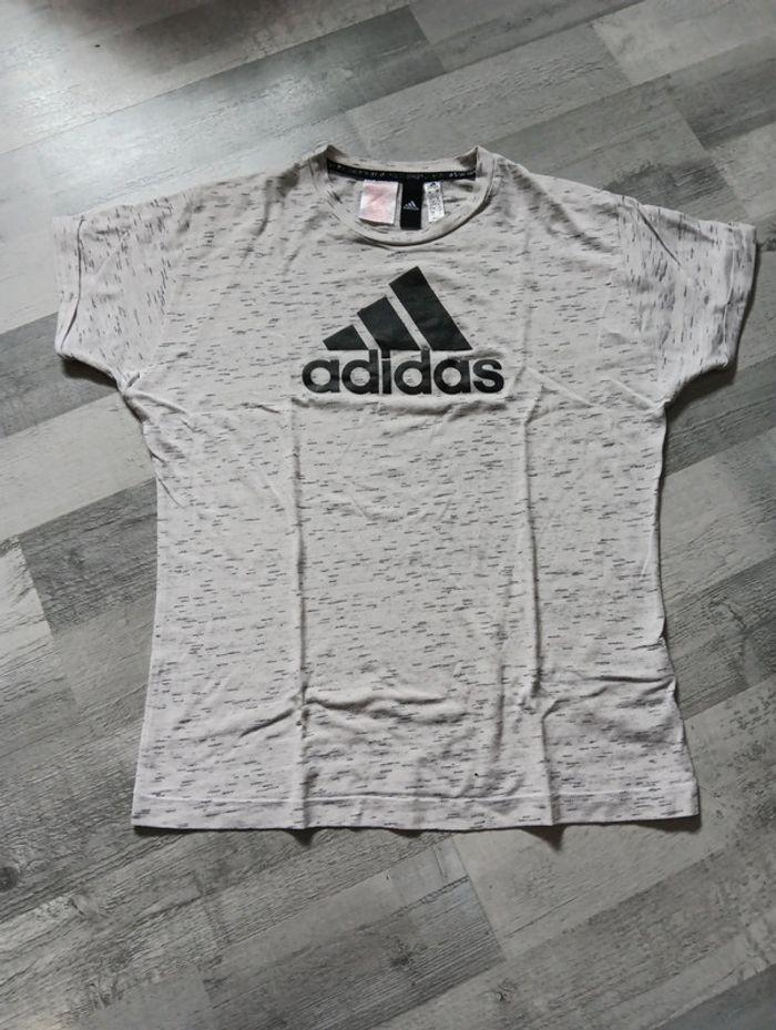 T-shirt Adidas 13-14 ans - photo numéro 1