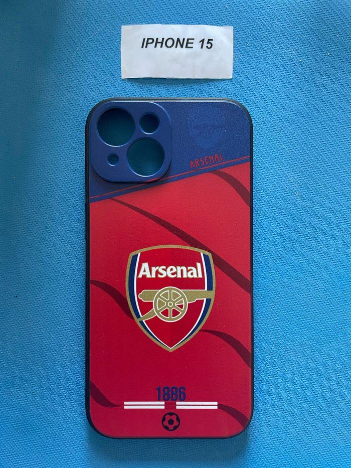 Coque iPhone 15 - Arsenal - photo numéro 1