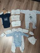 Lot de vêtements naissance