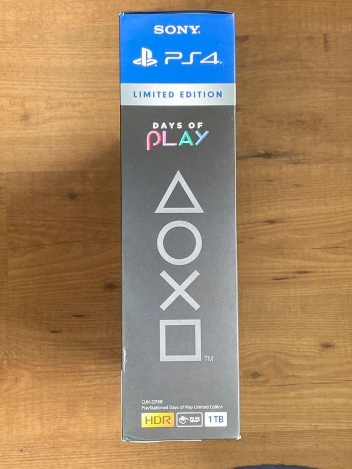 Sony PS4 Slim Édition Limitée Days of Play 2019 Console - photo numéro 7